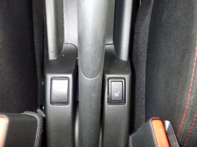 スイフトスポーツ スポーツ　２型　６ＭＴシフト　ナビ　バックカメラ　バックカメラ　オートライト　Ｂｌｕｅｔｏｏｔｈ　純正ナビ　プッシュスタート　シートヒーター　オートエアコン　ＥＴＣ　ドラレコ（35枚目）