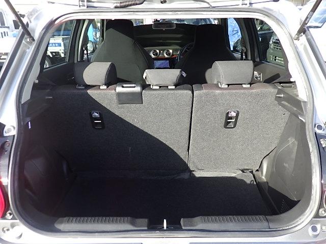 スイフトスポーツ スポーツ　２型　６ＭＴシフト　ナビ　バックカメラ　バックカメラ　オートライト　Ｂｌｕｅｔｏｏｔｈ　純正ナビ　プッシュスタート　シートヒーター　オートエアコン　ＥＴＣ　ドラレコ（45枚目）