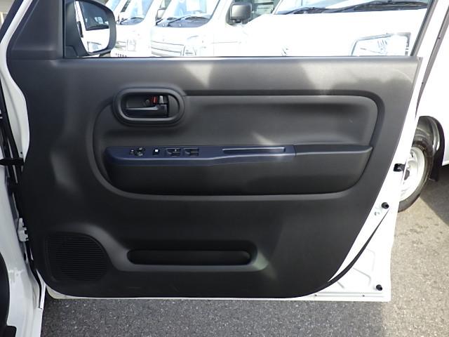 アルト Ｌ　２型　４ＷＤ　オーディオレス　オートライト　シートヒーター　スズキセーフティーサポート　４ＷＤ　衝突被害軽減システム　アイドリングストップ　横滑り防止機能　衝突安全ボディ　盗難防止システム（35枚目）