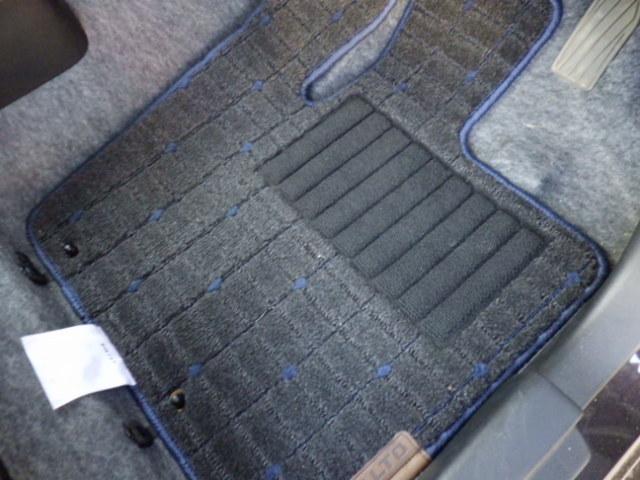 アルト ＨＹＢＲＩＤ　Ｓ　２型　４ＷＤモニターオーディオバックカメラ　バックカメラ　オートライト　Ｂｌｕｅｔｏｏｔｈ　プッシュスタート　シートヒーター　スズキセーフティーサポート　４ＷＤ　衝突被害軽減システム　アイドリングストップ　横滑り防止機能　衝突安全ボディ（38枚目）