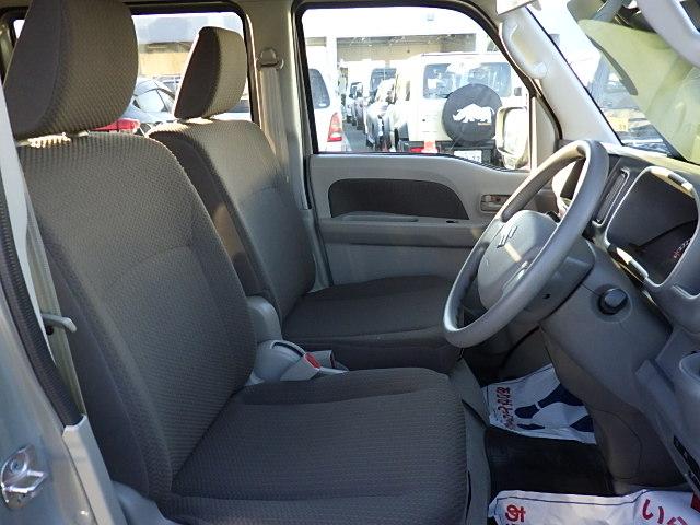 エブリイ ＪＯＩＮターボ　６型　４ＷＤ　オーディオレス　オートライト　スライドドア　プッシュスタート　シートヒーター　スズキセーフティーサポート　４ＷＤ　衝突被害軽減システム　アイドリングストップ　横滑り防止機能　衝突安全ボディ　盗難防止システム（12枚目）