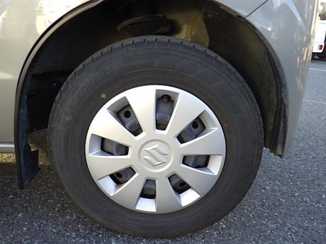 エブリイ ＪＯＩＮターボ　６型　４ＷＤ　オーディオレス　オートライト　スライドドア　プッシュスタート　シートヒーター　スズキセーフティーサポート　４ＷＤ　衝突被害軽減システム　アイドリングストップ　横滑り防止機能　衝突安全ボディ　盗難防止システム（24枚目）