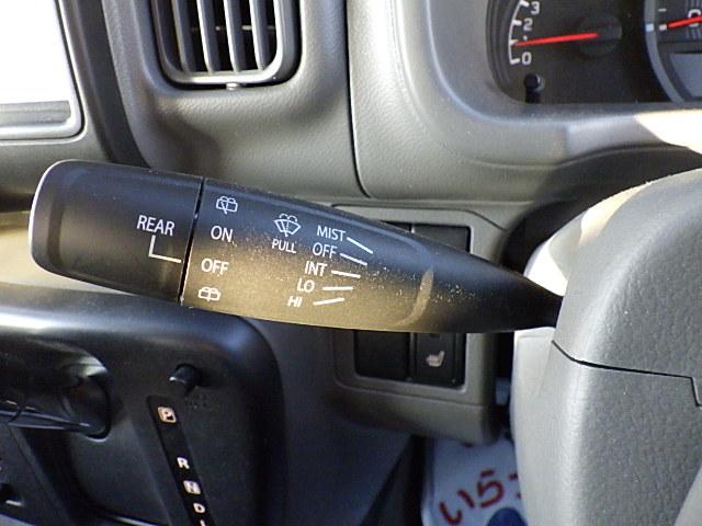 エブリイ ＪＯＩＮターボ　６型　４ＷＤ　オーディオレス　オートライト　スライドドア　プッシュスタート　シートヒーター　スズキセーフティーサポート　４ＷＤ　衝突被害軽減システム　アイドリングストップ　横滑り防止機能　衝突安全ボディ　盗難防止システム（30枚目）