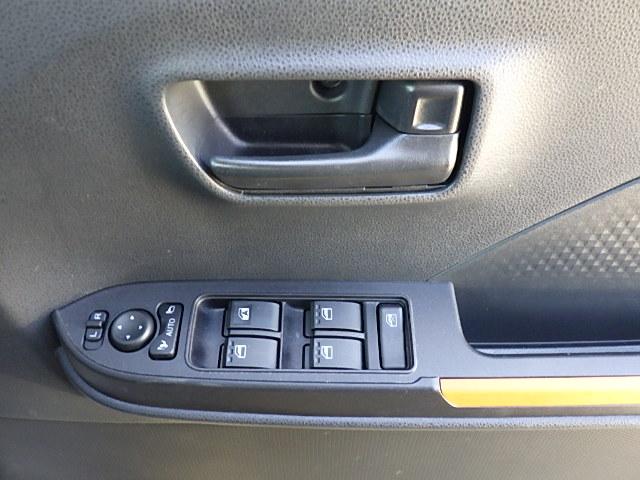 タント ファンクロスターボ　４ＷＤ　ＥＴＣ　モニターオーディオ　バックカメラ　オートライト　Ｂｌｕｅｔｏｏｔｈ　スライドドア　プッシュスタート　シートヒーター　オートエアコン　ＥＴＣ　４ＷＤ　衝突被害軽減システム　アイドリングストップ　横滑り防止機能（40枚目）