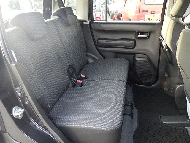 ハスラー ＨＹＢＲＩＤ　Ｘ　ＦＦ　全方位カメラ　ナビ　バックカメラ　Ｂｌｕｅｔｏｏｔｈ　オートライト　純正ナビ　プッシュスタート　シートヒーター　オートエアコン　スズキセーフティーサポート　衝突被害軽減システム　アイドリングストップ　横滑り防止機能（11枚目）