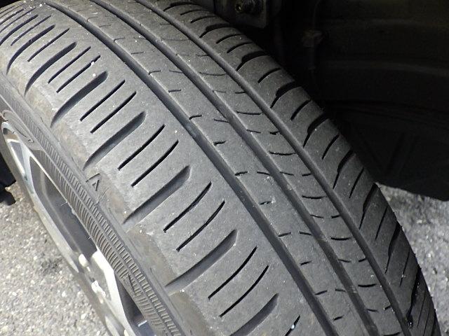 ハスラー ＨＹＢＲＩＤ　Ｘ　ＦＦ　全方位カメラ　ナビ　バックカメラ　Ｂｌｕｅｔｏｏｔｈ　オートライト　純正ナビ　プッシュスタート　シートヒーター　オートエアコン　スズキセーフティーサポート　衝突被害軽減システム　アイドリングストップ　横滑り防止機能（24枚目）