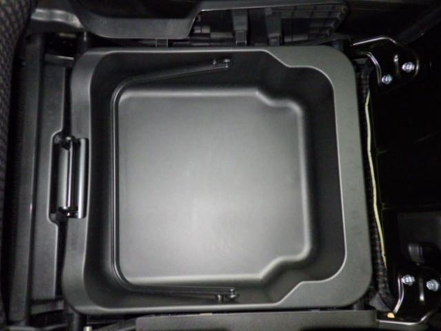 ハスラー ＨＹＢＲＩＤ　Ｘ　ＦＦ　全方位カメラ　ナビ　バックカメラ　Ｂｌｕｅｔｏｏｔｈ　オートライト　純正ナビ　プッシュスタート　シートヒーター　オートエアコン　スズキセーフティーサポート　衝突被害軽減システム　アイドリングストップ　横滑り防止機能（32枚目）