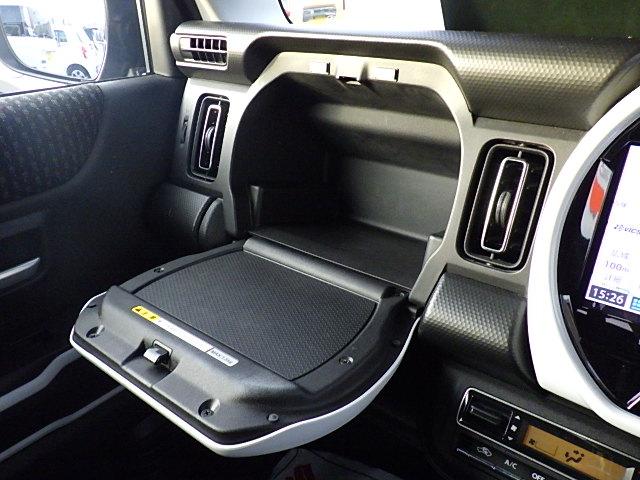 ハスラー ＨＹＢＲＩＤ　Ｘ　ＦＦ　全方位カメラ　ナビ　バックカメラ　Ｂｌｕｅｔｏｏｔｈ　オートライト　純正ナビ　プッシュスタート　シートヒーター　オートエアコン　スズキセーフティーサポート　衝突被害軽減システム　アイドリングストップ　横滑り防止機能（35枚目）