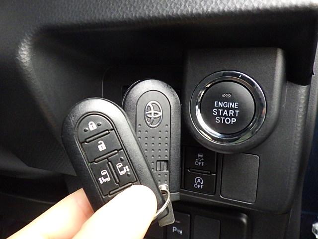 ルーミー カスタムＧ　ＦＦ　ナビ　バックカメラ　ＥＴＣ　バックカメラ　オートライト　プッシュスタート　シートヒーター　オートエアコン　衝突被害軽減システム　アイドリングストップ　横滑り防止機能　衝突安全ボディ　盗難防止システム（20枚目）