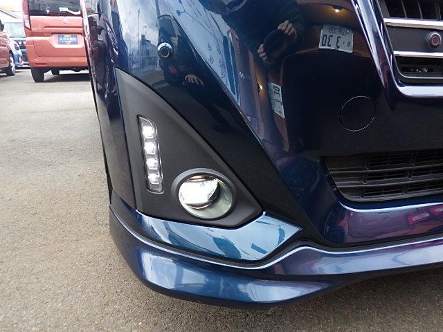 ルーミー カスタムＧ　ＦＦ　ナビ　バックカメラ　ＥＴＣ　バックカメラ　オートライト　プッシュスタート　シートヒーター　オートエアコン　衝突被害軽減システム　アイドリングストップ　横滑り防止機能　衝突安全ボディ　盗難防止システム（26枚目）