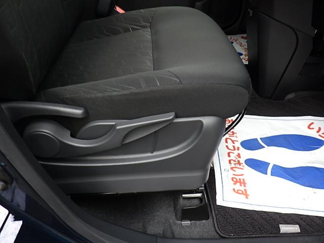 ルーミー カスタムＧ　ＦＦ　ナビ　バックカメラ　ＥＴＣ　バックカメラ　オートライト　プッシュスタート　シートヒーター　オートエアコン　衝突被害軽減システム　アイドリングストップ　横滑り防止機能　衝突安全ボディ　盗難防止システム（38枚目）