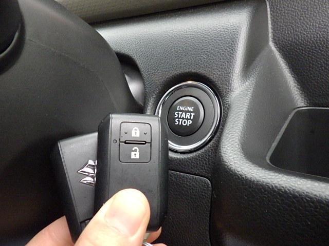 ワゴンR FX 4型 FF CDオーディオ オートライト プッシュスタート シートヒーター オートエアコン スズキセーフティーサポート 衝突被害軽減システム アイドリングストップ 横滑り防止機能(17枚目)