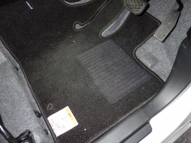 ワゴンR FX 4型 FF CDオーディオ オートライト プッシュスタート シートヒーター オートエアコン スズキセーフティーサポート 衝突被害軽減システム アイドリングストップ 横滑り防止機能(38枚目)