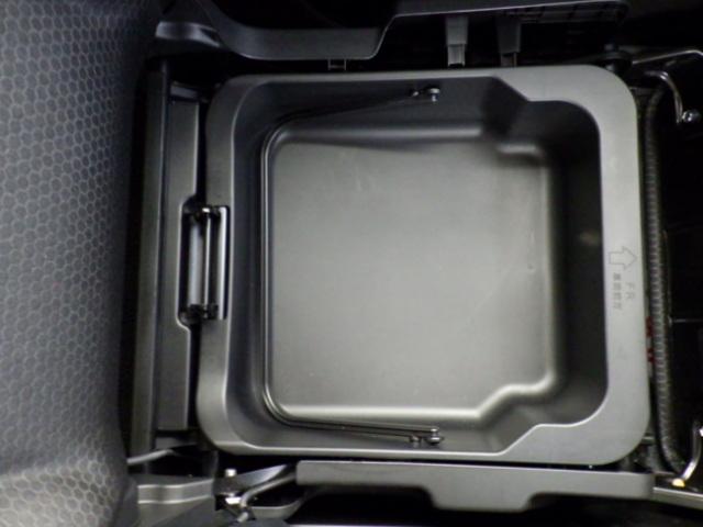 ハスラー タフワイルド　３型　４ＷＤ　ナビ　オートライト　Ｂｌｕｅｔｏｏｔｈ　ナビ　プッシュスタート　シートヒーター　オートエアコン　スズキセーフティーサポート　４ＷＤ　衝突被害軽減システム　アイドリングストップ　横滑り防止機能　衝突安全ボディ（32枚目）