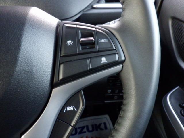 ソリオ ＨＹＢＲＩＤ　ＭＺ　３型　　ＦＦ　　オーディオレス　ドアバイザー　絨毯マット　オートライト　スライドドア　プッシュスタート　シートヒーター　オートエアコン　スズキセーフティーサポート　衝突被害軽減システム　アイドリングストップ　横滑り防止機能（32枚目）