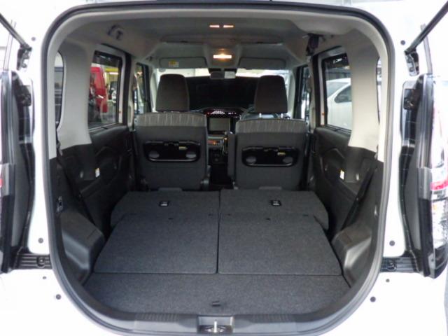 ソリオ ＨＹＢＲＩＤ　ＭＺ　３型　　ＦＦ　　オーディオレス　ドアバイザー　絨毯マット　オートライト　スライドドア　プッシュスタート　シートヒーター　オートエアコン　スズキセーフティーサポート　衝突被害軽減システム　アイドリングストップ　横滑り防止機能（50枚目）