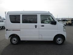 大きな開口ドアで積載も楽々♪最大積載量３５０ｋｇの商業車４ナンバーです。 4