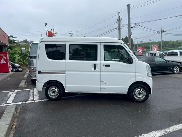 エブリイ ＰＡリミテッド　４ＷＤ　ハイルーフ　両側スライドドア　レーダーブレーキサポート　横滑り防止装置　４ＡＴ（6枚目）