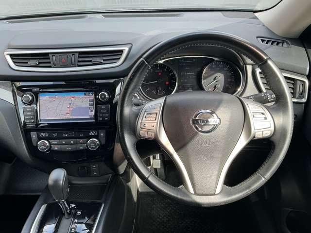 エクストレイル ２０Ｘｔ　エマージェンシーブレーキパッケージ　パワーウインドウ　ワンオーナ　衝突軽減装置　盗難防止　メモリーナビ　ＡＷ　スマートキー　クルコン　車線逸脱警報　ＬＥＤヘッドランプ　ＥＴＣ車載器　キーレス　４ＷＤ　ナビＴＶ　オートエアコン　ＡＢＳ（4枚目）