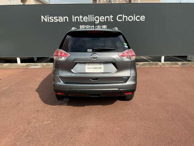 エクストレイル ２０Ｘｔ　エマージェンシーブレーキパッケージ　パワーウインドウ　ワンオーナ　衝突軽減装置　盗難防止　メモリーナビ　ＡＷ　スマートキー　クルコン　車線逸脱警報　ＬＥＤヘッドランプ　ＥＴＣ車載器　キーレス　４ＷＤ　ナビＴＶ　オートエアコン　ＡＢＳ（10枚目）