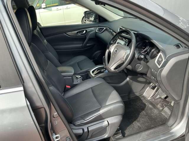 エクストレイル ２０Ｘｔ　エマージェンシーブレーキパッケージ　パワーウインドウ　ワンオーナ　衝突軽減装置　盗難防止　メモリーナビ　ＡＷ　スマートキー　クルコン　車線逸脱警報　ＬＥＤヘッドランプ　ＥＴＣ車載器　キーレス　４ＷＤ　ナビＴＶ　オートエアコン　ＡＢＳ（12枚目）