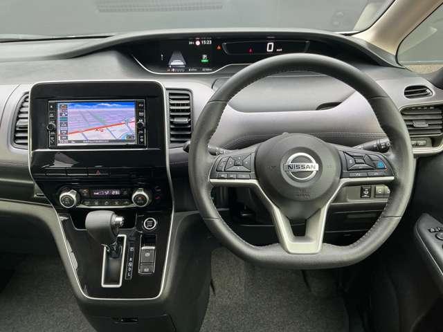 セレナ ハイウェイスターＶ　１オナ　アルミ　衝突被害軽減　ＬＤＰ　エアバッグ　両側オートスライドドア　ＬＥＤライト　インテリジェントキー　点検記録簿　メモリーナビ　アダプティブクルーズコントロール　アイドリングストップ　ナビＴＶ（4枚目）