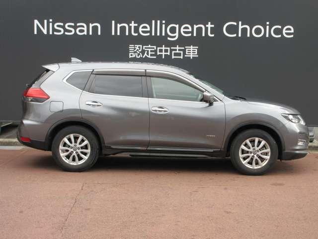 エクストレイル ２０Ｘ　ＨＹＢＲＩＤ　４ＷＤ　４ＷＤ　エマージェンシーブレーキ　踏み間違い防止アシスト　車線逸脱警報　全席シートヒーター　リモコンオートバックドア　純正メモリーナビ　アラウンドビューモニター　スマートルームミラー　ＬＥＤライト（15枚目）