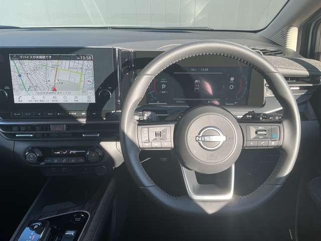 オーラ Ｇ　レザーエディション　ワンオーナ　追突防止　レーダークルーズ　本革　車線逸脱警報装置　禁煙車　ＬＥＤ　盗難防止　記録簿　バックモニター　ＥＴＣ　インテリジェントキー　メモリーナビゲーション　ＡＷ　キーレスエントリー　ＡＢＳ（4枚目）