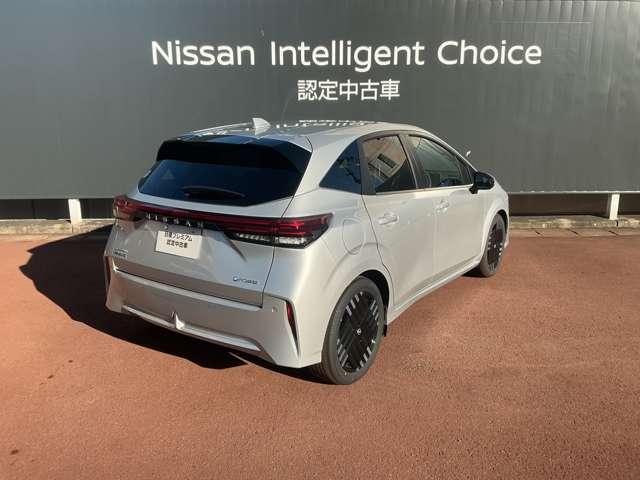 オーラ Ｇ　レザーエディション　ワンオーナ　追突防止　レーダークルーズ　本革　車線逸脱警報装置　禁煙車　ＬＥＤ　盗難防止　記録簿　バックモニター　ＥＴＣ　インテリジェントキー　メモリーナビゲーション　ＡＷ　キーレスエントリー　ＡＢＳ（9枚目）