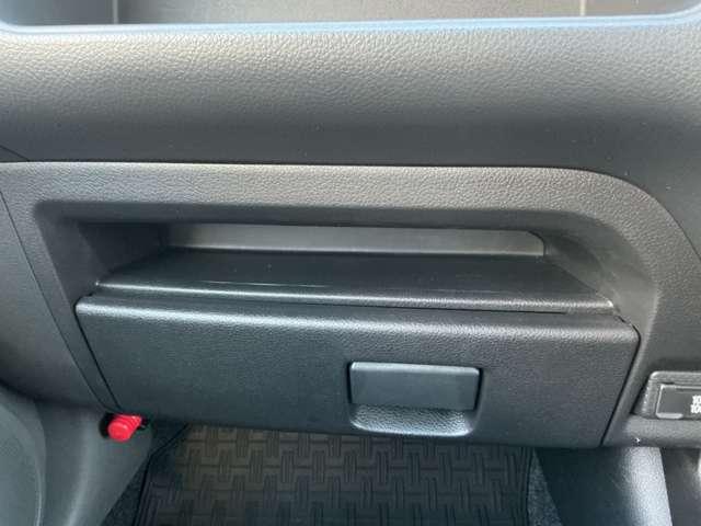 ＮＶ１５０ＡＤ ＶＥ　Ｂカメ　エマージェンシーブレーキ　パワーウインドウ　ＰＳ　キーレス　車線逸脱警報　ナビＴＶ　ワンセグ　ドライブレコーダー　エアバッグ　運転席助手席エアバック　エアコン　メモリーナビ　ＡＢＳ（20枚目）