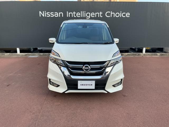 セレナ ハイウェイスター　ＶセレクションＩＩ　アラウンドビューカメラ　ブレーキサポート　盗難防止装置　インテリキー　両側電動スライドＤ　フルタイム４ＷＤ　オートクルーズコントロール　キーレスキー　サイドカメラ　ＬＤＰ　ＬＥＤライト　Ｂカメラ（6枚目）