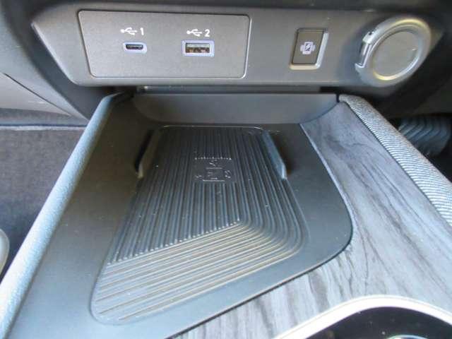 オーラ １．２　Ｇ　レザーエディション　ワンオーナ　追突防止　レーダークルーズ　車線逸脱警報装置　寒冷地仕様　禁煙車　ＬＥＤ　ドライブレコーダー　盗難防止　記録簿　バックモニター　ＥＴＣ　インテリジェントキー　メモリーナビゲーション　ＡＷ（10枚目）