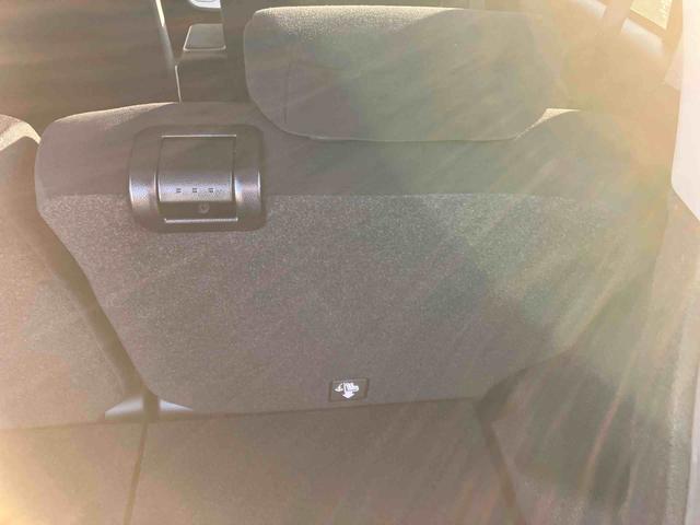 キャスト アクティバＸ　リミテッド　ＳＡＩＩＩ　２ＷＤ　ＣＶＴ　６６０ｃｃ　ナビ　オートエアコン　衝突被害軽減ブレーキ　横滑り防止装置　ＡＢＳ　アイドリングストップ　プッシュボタンスタート　スマートキー（30枚目）