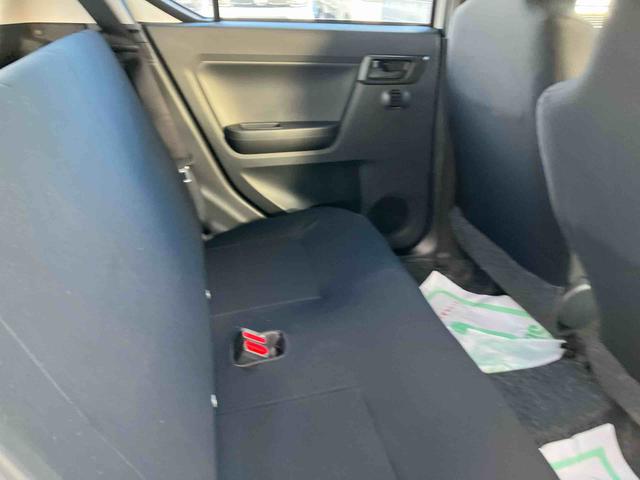 ミライース Ｌ　ＳＡＩＩＩ　届出済未使用車　２ＷＤ　ＣＶＴ　６６０ｃｃ　衝突被害軽減ブレーキ　横滑り防止装置　ＡＢＳ　アイドリングストップ　マニュアルエアコン　ナビ用バックカメラ　届出済未使用車（18枚目）