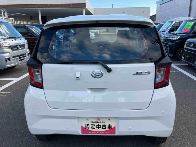 ミライース Ｌ　ＳＡＩＩＩ　届出済未使用車　２ＷＤ　ＣＶＴ　６６０ｃｃ　衝突被害軽減ブレーキ　横滑り防止装置　ＡＢＳ　アイドリングストップ　マニュアルエアコン　ナビ用バックカメラ　届出済未使用車（30枚目）