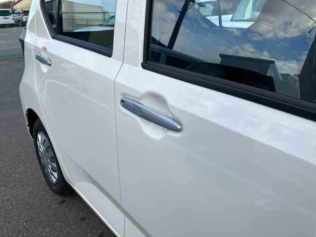 ミライース Ｌ　ＳＡＩＩＩ　届出済未使用車　２ＷＤ　ＣＶＴ　６６０ｃｃ　衝突被害軽減ブレーキ　横滑り防止装置　ＡＢＳ　アイドリングストップ　マニュアルエアコン　ナビ用バックカメラ　届出済未使用車（40枚目）