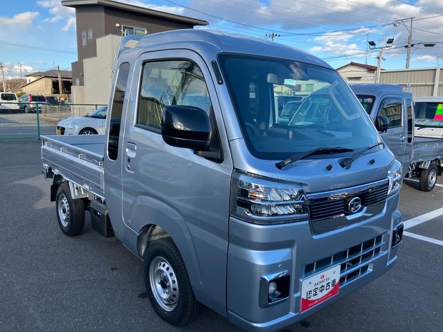 ハイゼットトラック ジャンボエクストラ　４ＷＤ　ＣＶＴ　６６０ｃｃ　衝突被害軽減ブレーキ　横滑り防止装置　ＡＢＳ　アイドリングストップ　プッシュボタンスタート　マニュアルエアコン　パワーステアリング　パワーウィンドウ　電動格納ドアミラー（21枚目）
