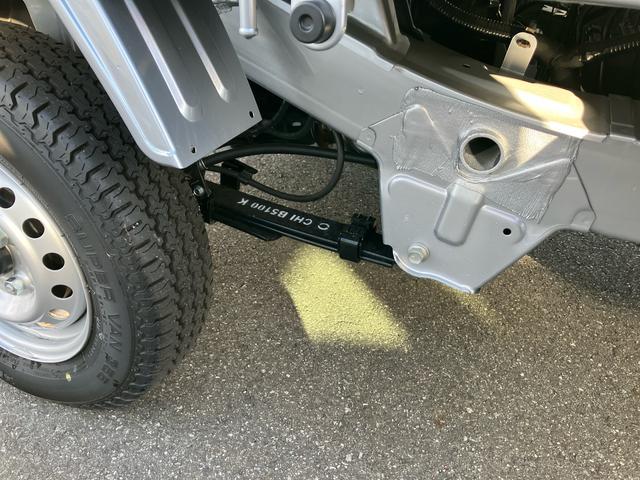 ハイゼットトラック ジャンボエクストラ　４ＷＤ　ＣＶＴ　６６０ｃｃ　衝突被害軽減ブレーキ　横滑り防止装置　ＡＢＳ　アイドリングストップ　プッシュボタンスタート　マニュアルエアコン　パワーステアリング　パワーウィンドウ　電動格納ドアミラー（35枚目）