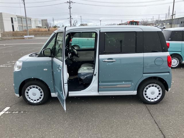 ムーヴキャンバス ストライプスＧターボ　届出済未使用車　２ＷＤ　ＣＶＴ　６６０ｃｃ　ターボ　衝突被害軽減ブレーキ　横滑り防止装置　ＡＢＳ　アイドリングストップ　プッシュボタンスタート　両側電動スライドドア　クルーズコントロール　届出済未使用車（32枚目）