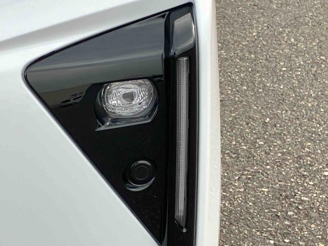 タント カスタムＸリミテッド　届出済未使用車　クルーズコントロール　２ＷＤ　ＣＶＴ　６６０ｃｃ　両側電動スライドドア　ＥＴＣ車載器　衝突被害軽減ブレーキ　横滑り防止装置　ＡＢＳ　サイドエアバッグ　アイドリングストップ　プッシュボタンスタート　届出済未使用車（18枚目）