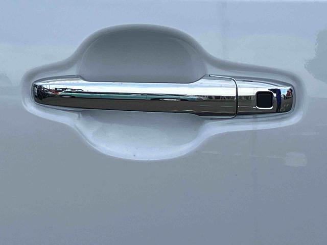 タント カスタムＸリミテッド　届出済未使用車　クルーズコントロール　２ＷＤ　ＣＶＴ　６６０ｃｃ　両側電動スライドドア　ＥＴＣ車載器　衝突被害軽減ブレーキ　横滑り防止装置　ＡＢＳ　サイドエアバッグ　アイドリングストップ　プッシュボタンスタート　届出済未使用車（25枚目）