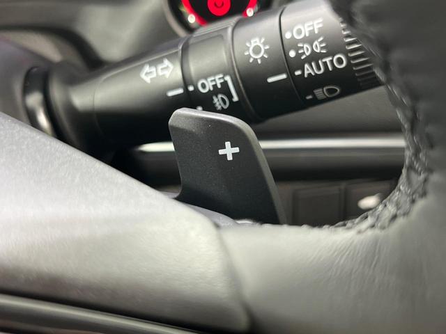 e:HEV Z 登録済未使用車 ホンダセンシング アダプティブクルーズコントロール LEDヘッド シーケンシャルターンランプ 革巻きステアリング ステアリングヒーター ハンズフリーパワーバックドア 前席シートヒーター(6枚目)