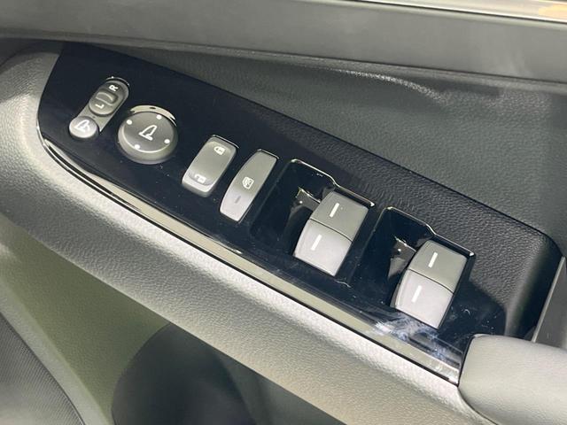 e:HEV Z 登録済未使用車 ホンダセンシング アダプティブクルーズコントロール LEDヘッド シーケンシャルターンランプ 革巻きステアリング ステアリングヒーター ハンズフリーパワーバックドア 前席シートヒーター(25枚目)