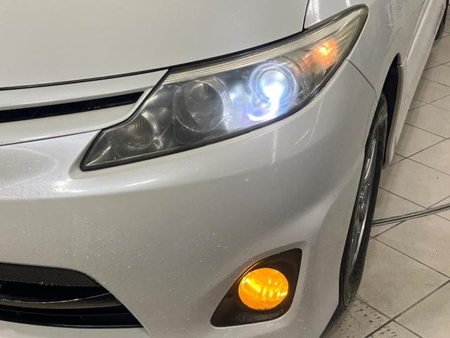 エスティマ アエラス　４ＷＤ　後席モニター　電動スライドドア　純正ナビ　バックカメラ　８人乗り　クルコン　ＨＩＤヘッド　オートライト　革巻きステア　プライバシーガラス　横滑防止装置　盗難防止装置　トラクションコントロール（14枚目）