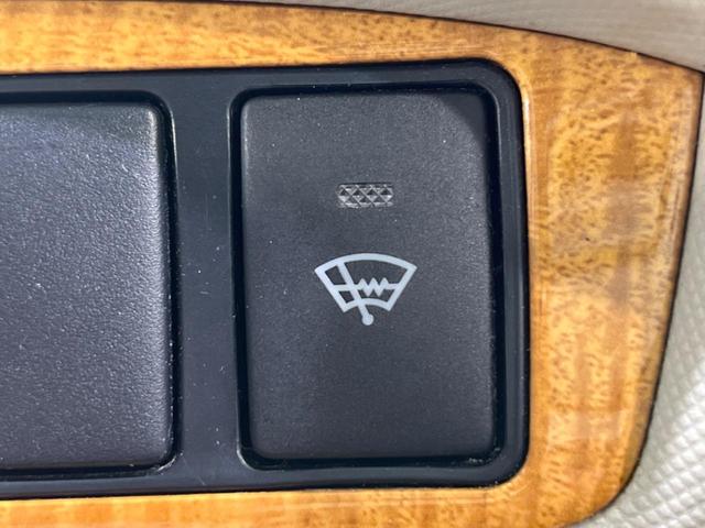エスティマ アエラス　４ＷＤ　後席モニター　電動スライドドア　純正ナビ　バックカメラ　８人乗り　クルコン　ＨＩＤヘッド　オートライト　革巻きステア　プライバシーガラス　横滑防止装置　盗難防止装置　トラクションコントロール（34枚目）