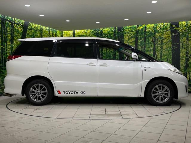 エスティマ アエラス　４ＷＤ　後席モニター　電動スライドドア　純正ナビ　バックカメラ　８人乗り　クルコン　ＨＩＤヘッド　オートライト　革巻きステア　プライバシーガラス　横滑防止装置　盗難防止装置　トラクションコントロール（42枚目）