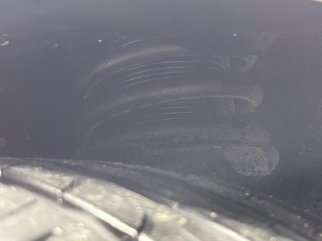 ノート ｅ－パワー　Ｘ　禁煙車　エマージェンシーブレーキ　車線逸脱警報　純正ナビ　全周囲カメラ　ＬＥＤヘッド　オートライト　ステアリングスイッチ　オートエアコン　ＥＴＣ　盗難防止装置　プライバシーガラス　横滑防止装置（30枚目）