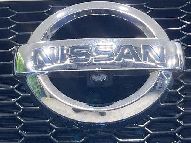 ノート ｅ－パワー　Ｘ　禁煙車　エマージェンシーブレーキ　車線逸脱警報　純正ナビ　全周囲カメラ　ＬＥＤヘッド　オートライト　ステアリングスイッチ　オートエアコン　ＥＴＣ　盗難防止装置　プライバシーガラス　横滑防止装置（52枚目）