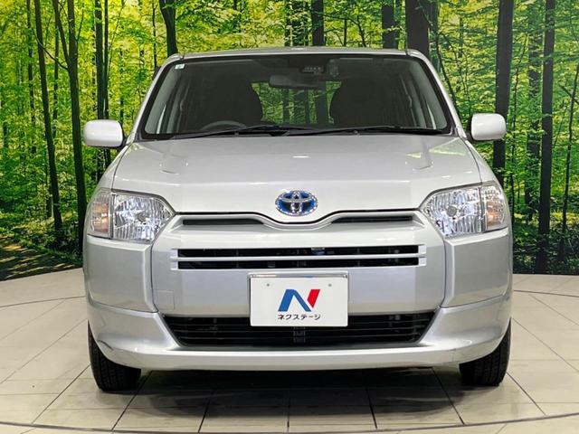 サクシード ハイブリッドＴＸ　禁煙車　セーフティセンス　純正ナビ　バックカメラ　オートライト　オートハイビーム　ＥＴＣ　盗難防止装置　プライバシーガラス　横滑防止装置　トラクションコントロール　ヘッドライトレベライザー（14枚目）