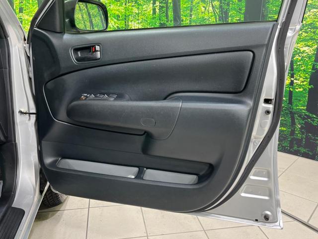 サクシード ハイブリッドＴＸ　禁煙車　セーフティセンス　純正ナビ　バックカメラ　オートライト　オートハイビーム　ＥＴＣ　盗難防止装置　プライバシーガラス　横滑防止装置　トラクションコントロール　ヘッドライトレベライザー（44枚目）